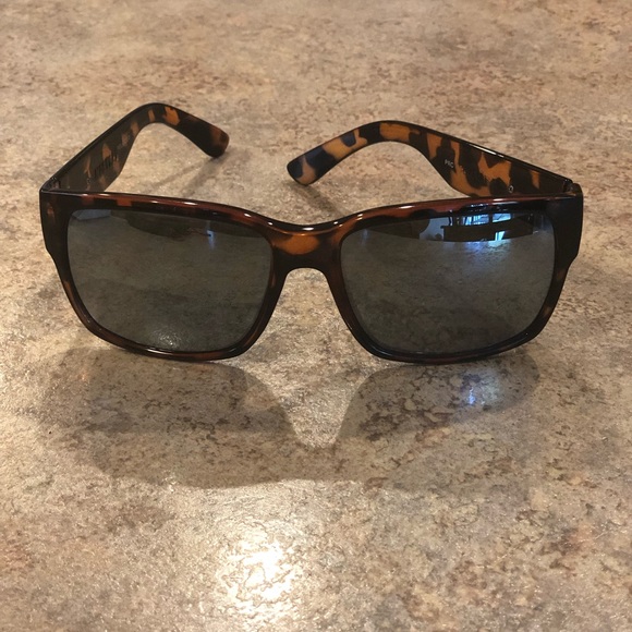 hoven mosteez sunglasses